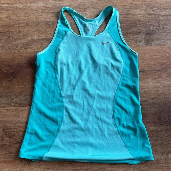Woman’s Nike Tank - Picture 1 of 1